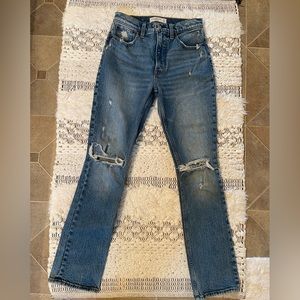 Worn twice womens abercrombie 90s skinny high rise jeans